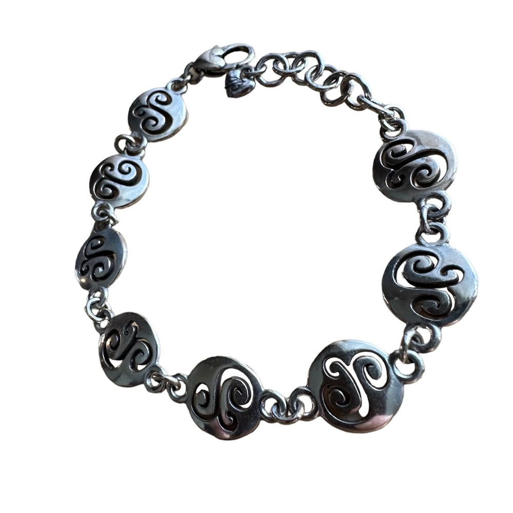 Brighton Scrolled Openwork Link Bracket